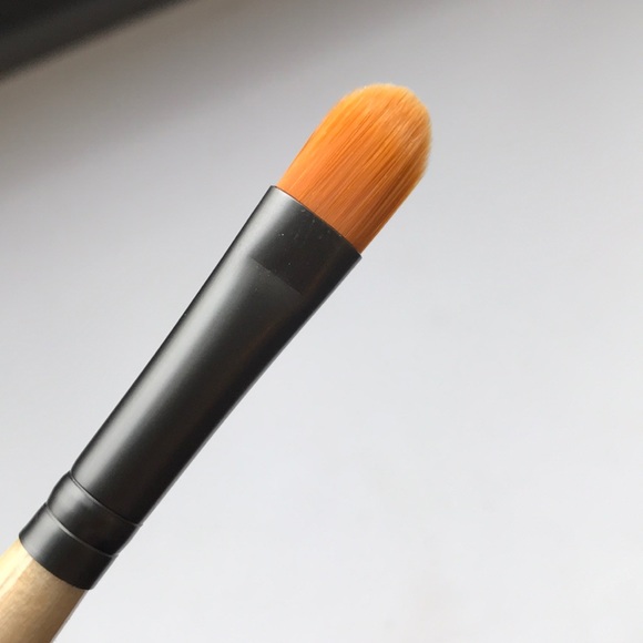 💕HP💕CAMOUFLAGE Brush Jane Iredale - Picture 5 of 8